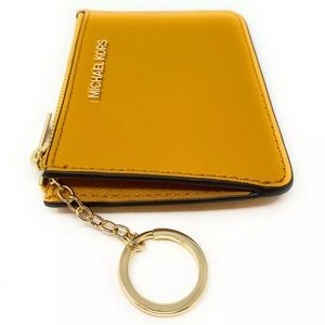 Michael Kors Jet Set Travel Small Leather Top Zip Coin Pouch With ID